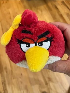 Angry Birds Plush Red Bird ‘Ruby’ Yellow Bow Girl Commonwealth 5" No Sound. EUC